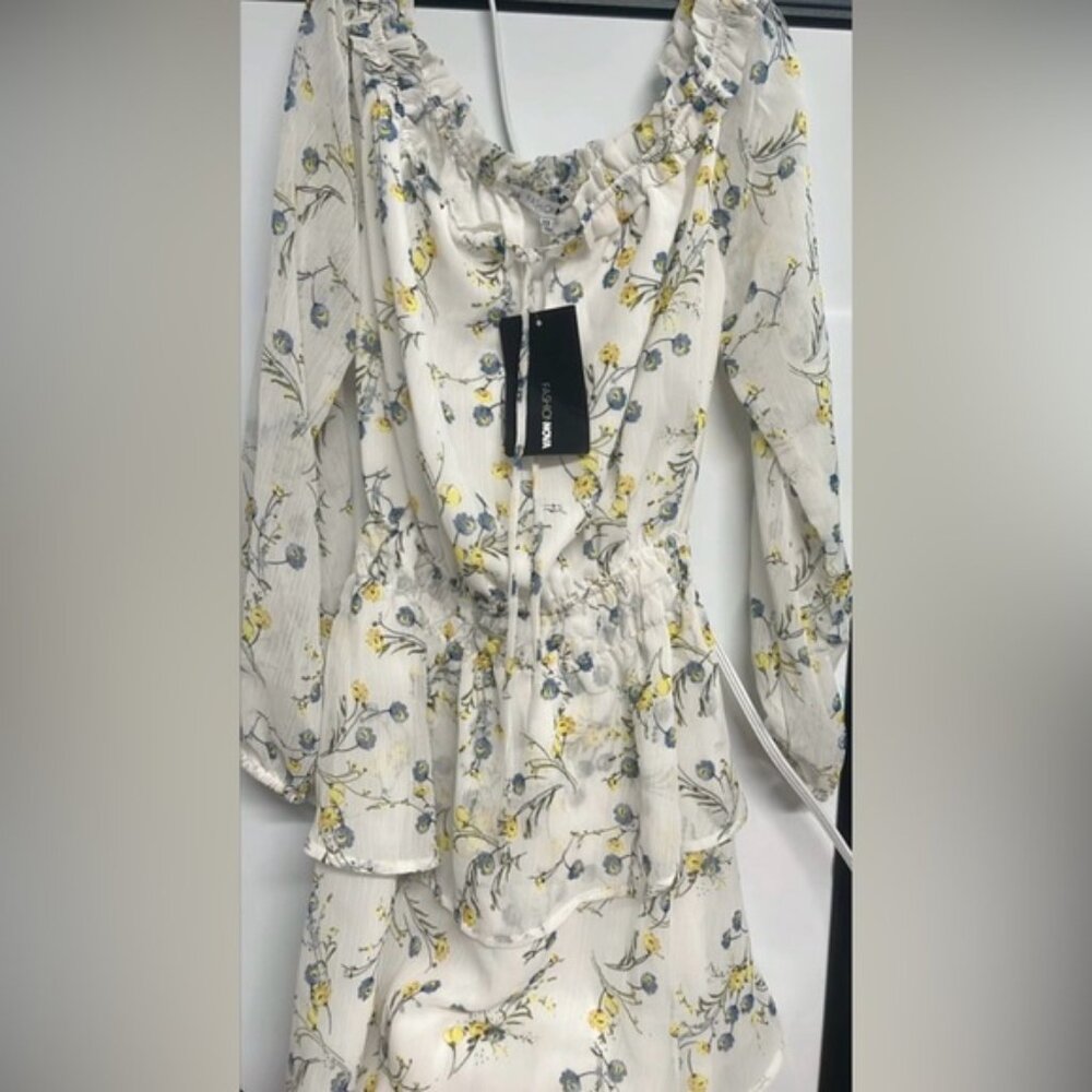Fashion Nova White and Yellow Blouse Top